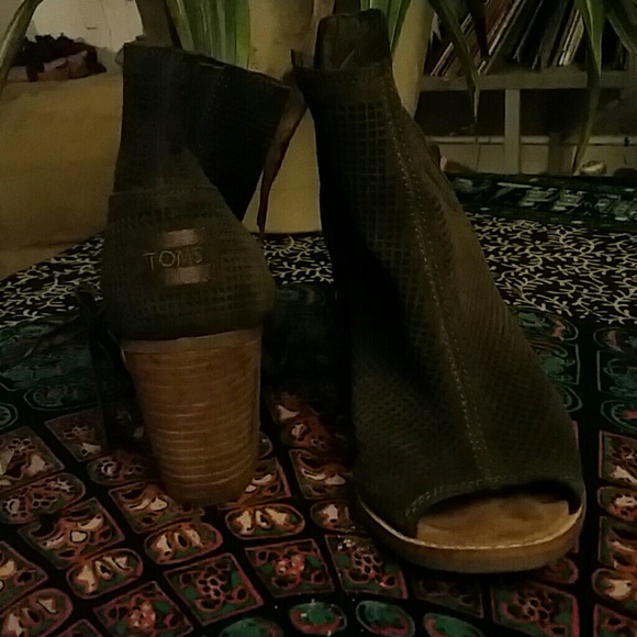 Toms Heels - Picture 4 of 4